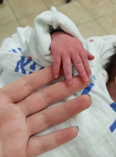 יד של תינוק